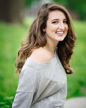 Nicolette Ellis – headshot