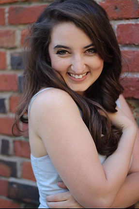 Nicolette Ellis – headshot